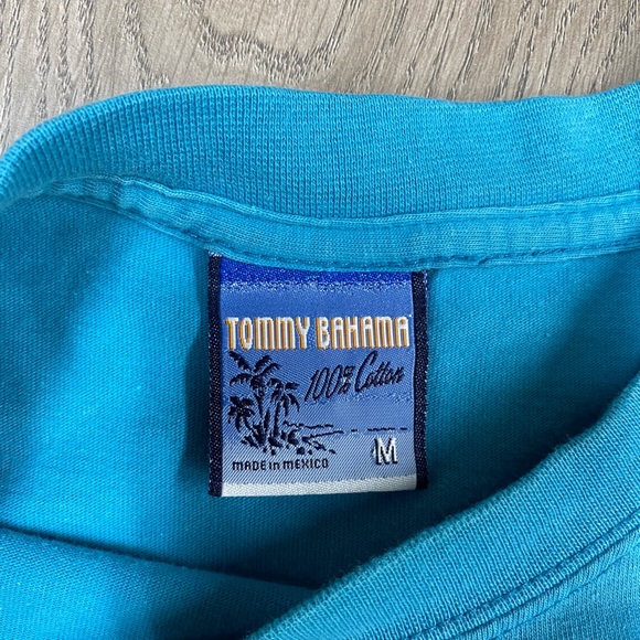 Tommy Bahama Parrot Short Sleev T-shirt - Picture 5 of 5